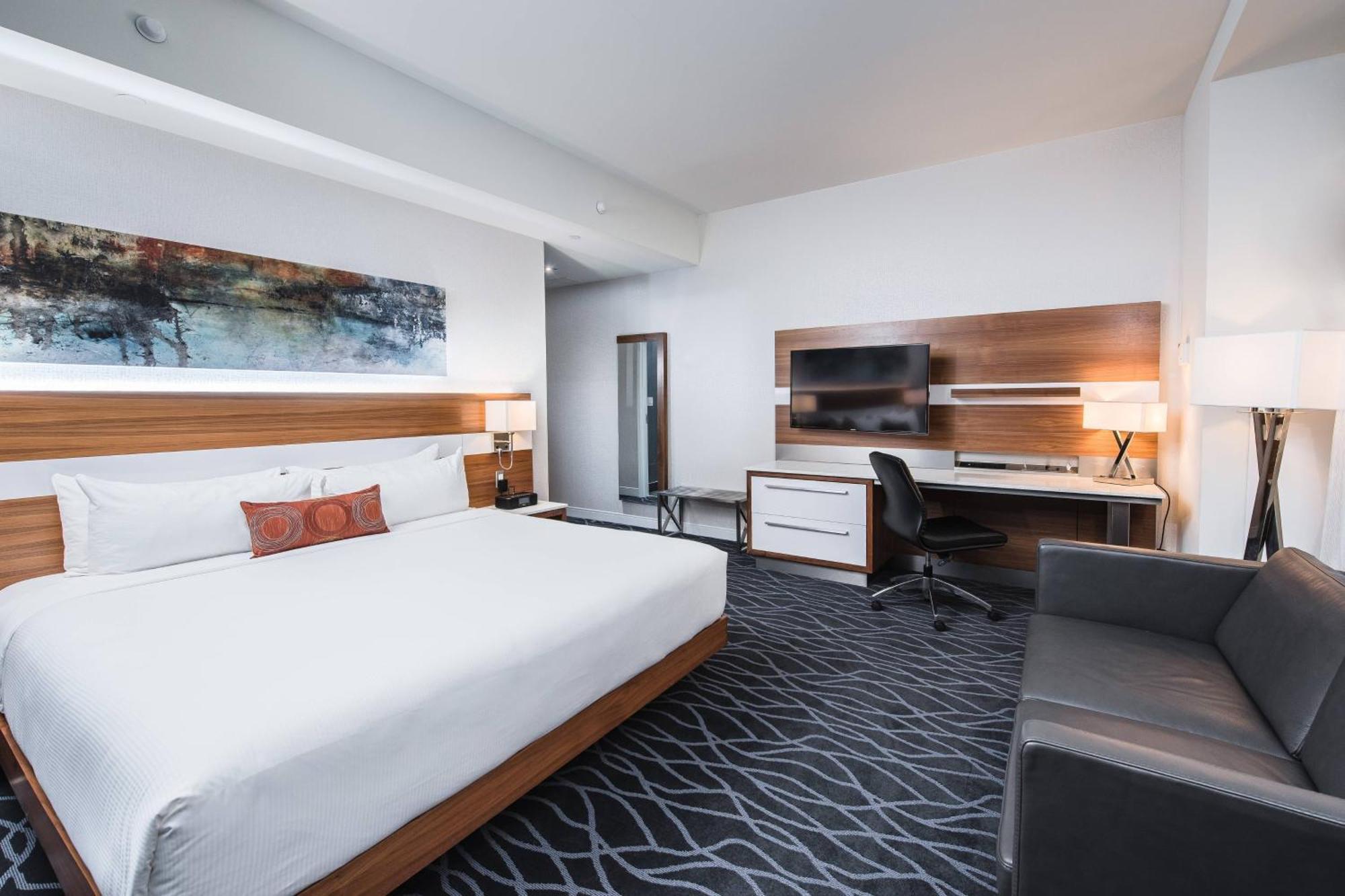 Delta Hotels By Marriott Waterloo Bagian luar foto